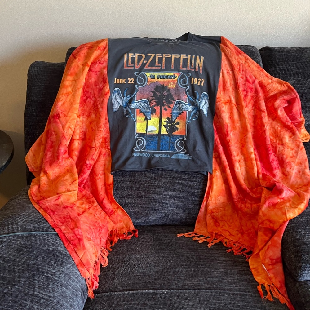 Led Zeppelin Boho/Hippie Tee M-L